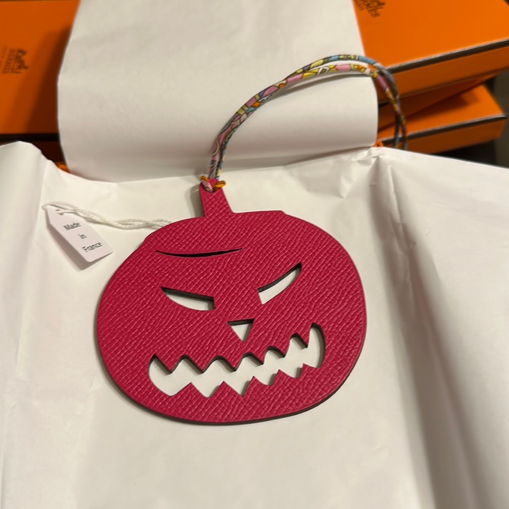 Hermes Evil Pumpkin Charm